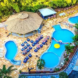  Apartamento Golden Dolphin Grand H Brasil